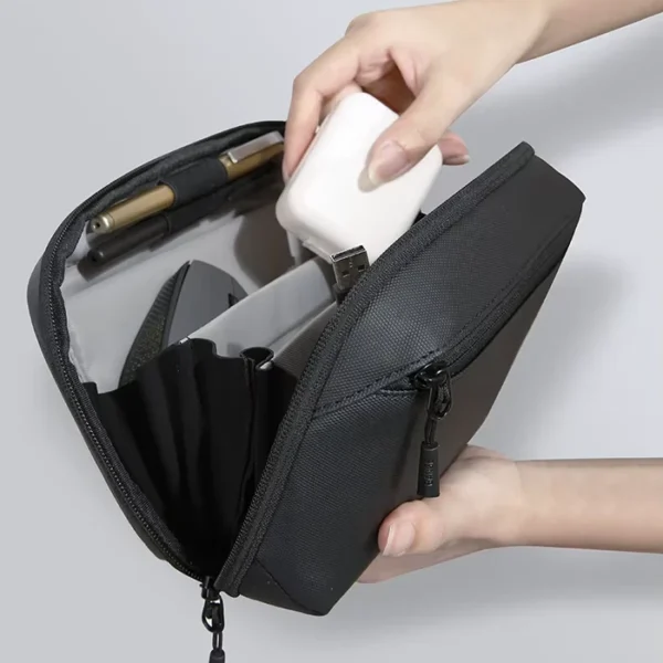 Trousse organisateur Bange TechCase situation 2
